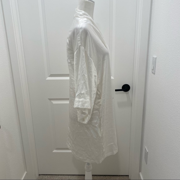 "I Do" by Victoria's Secret white Bride robe with rhinestones. One Size - Picture 4 of 12